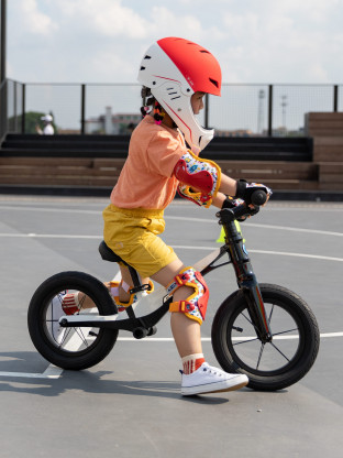 Micro Balance Bike Deluxe Pro Noir