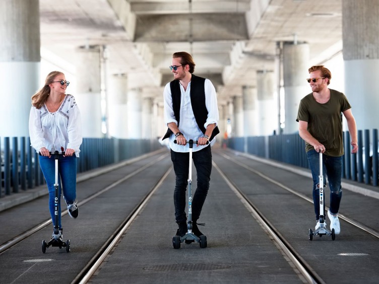 Trottinettes Kickboard 